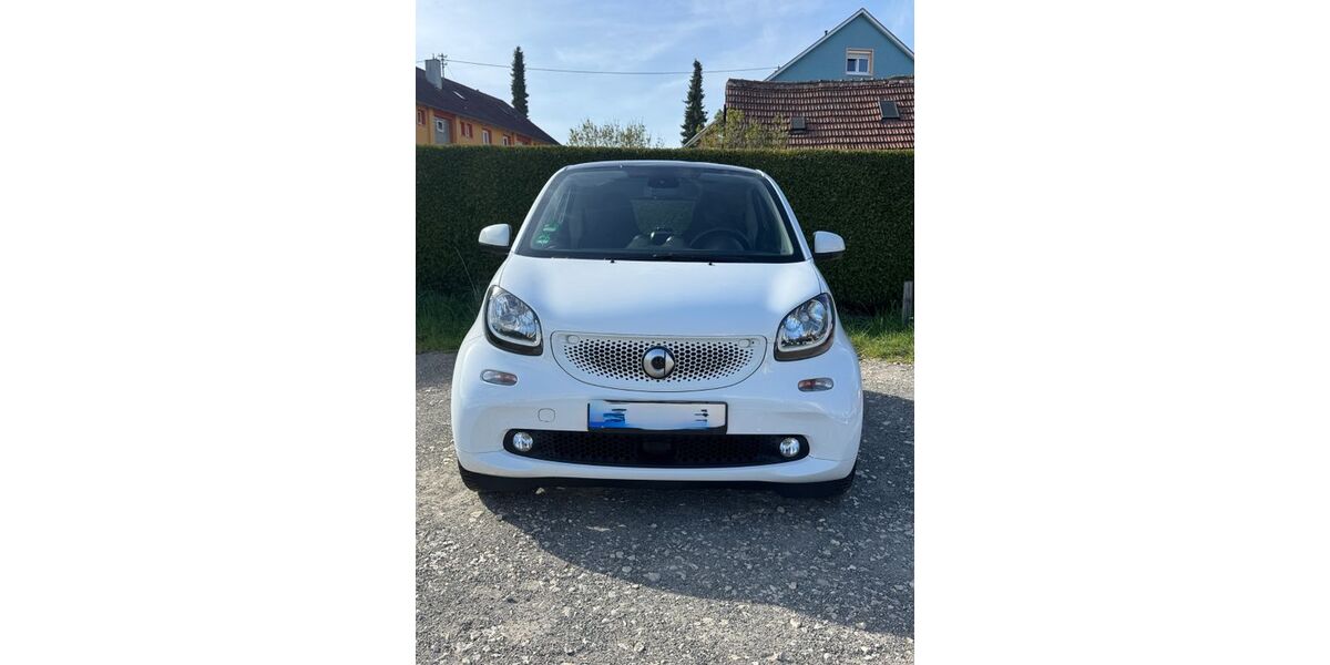 Smart ForTwo 64.000 km 12.790 &euro; Esslingen 73734