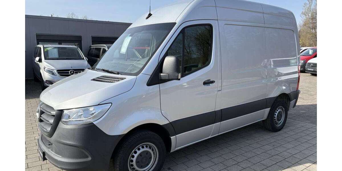 Mercedes-Benz Sprinter 82.406 km 27.084 &euro; Schorndorf 73614