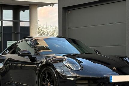 Porsche 992 8.900 km 137.999 &euro; Magstadt 71106