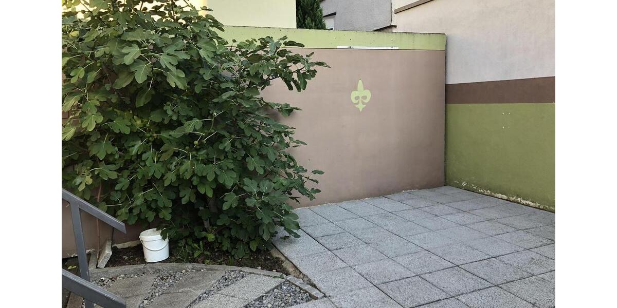 Doppelhaushälfte Fellbach Oeffingen - 6 Zimmer, 160 m&sup2;, 2.500&euro; | Angebot:26129547