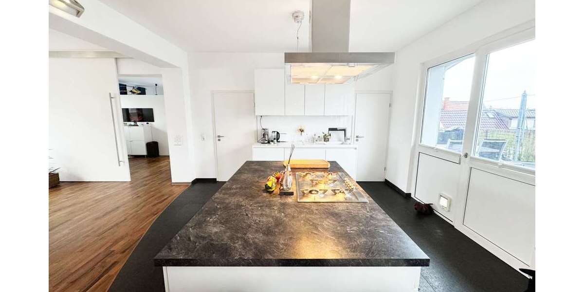 Etagenwohnung Stuttgart Birkach - 3.5 Zimmer, 188 m&sup2;, 1.039.000&euro; | Angebot:25485919