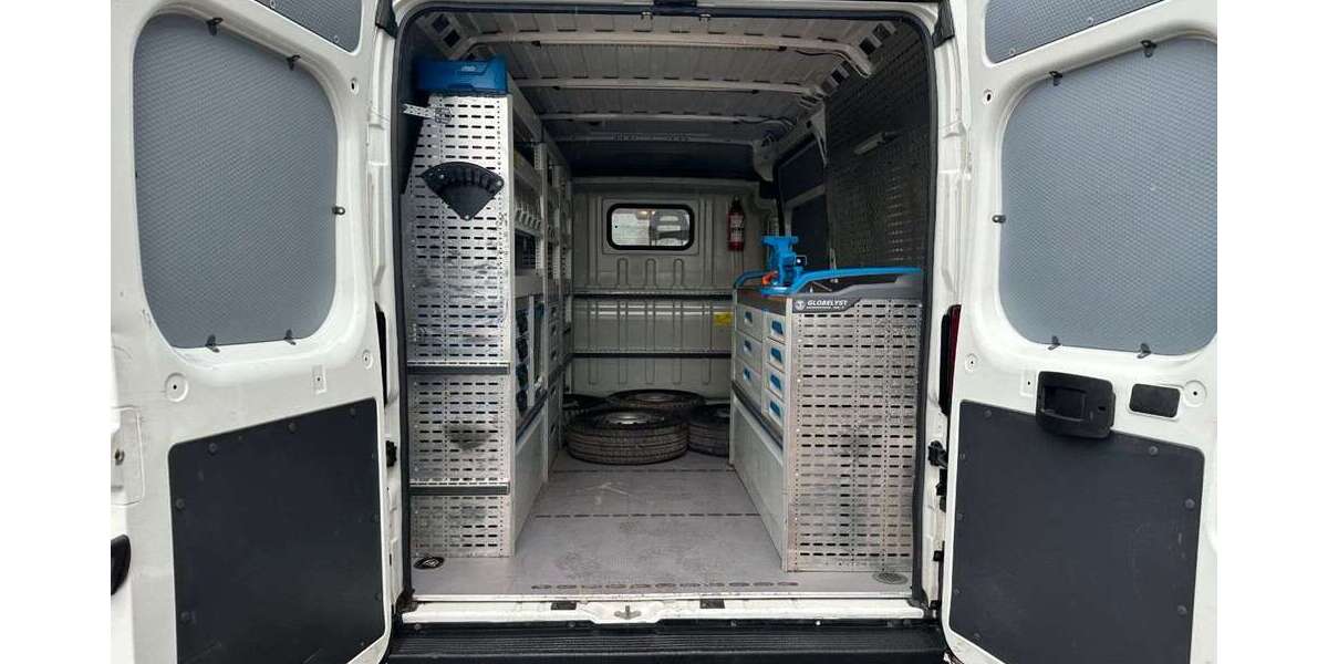 Peugeot Boxer 45.054 km 20.900 &euro; Sindelfingen 71065