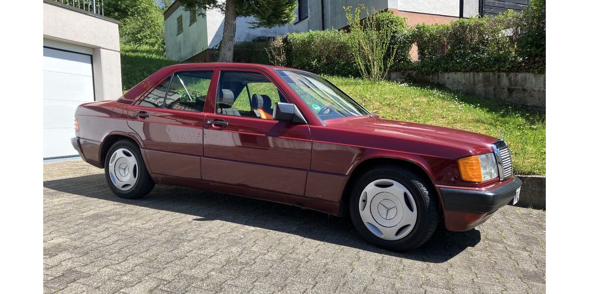 Mercedes-Benz 190 185.000 km 3.500 &euro; Urbach 73660