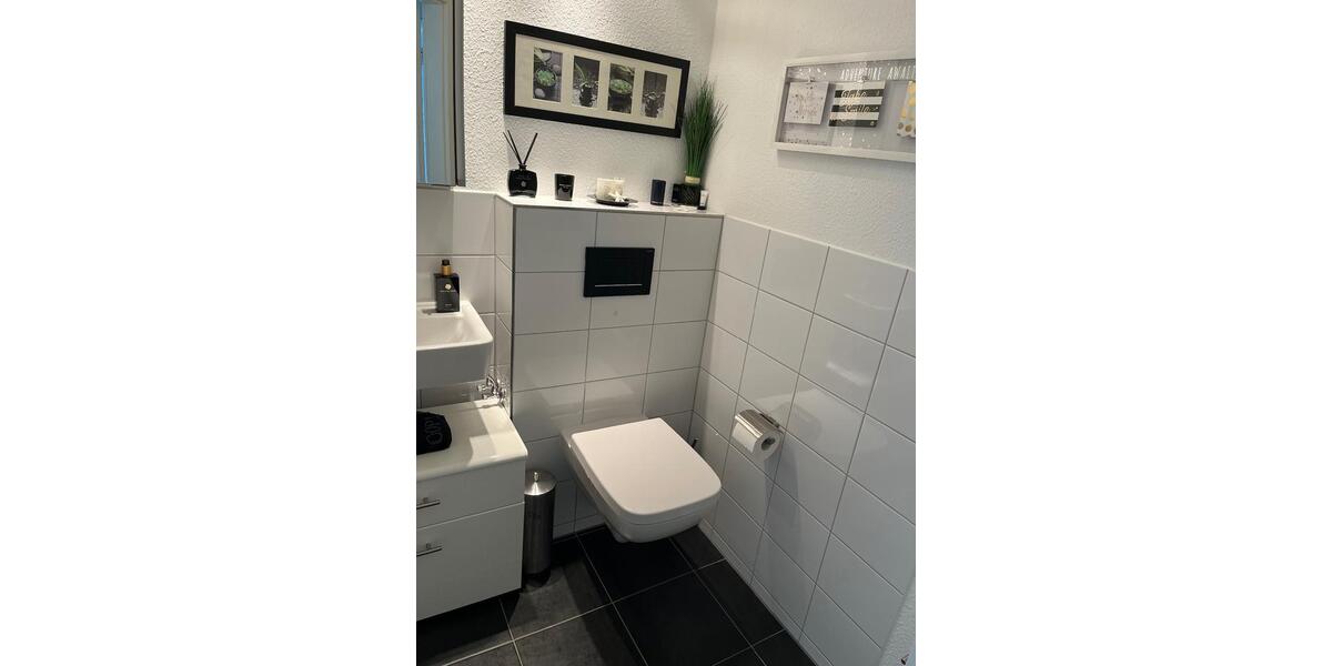 Reihenhaus Großbottwar - 5 Zimmer, 134 m&sup2;, 650.000&euro; | Angebot:25398133