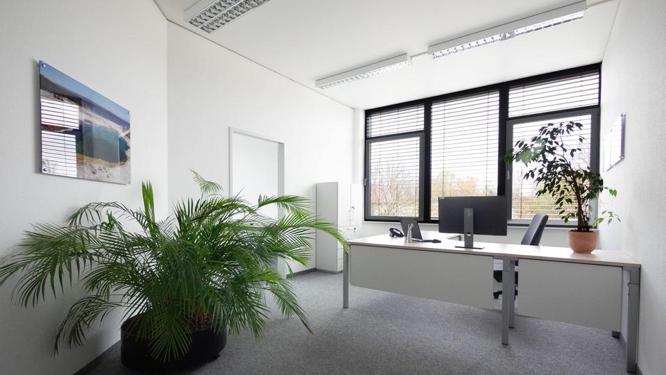 Gewerbeobjekt Kornwestheim - 3.820&euro; | Angebot:18902476