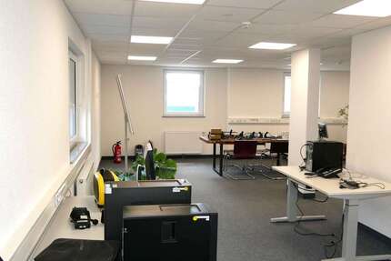 Gewerbeobjekt Backnang - 2.990&euro; | Angebot:25372683