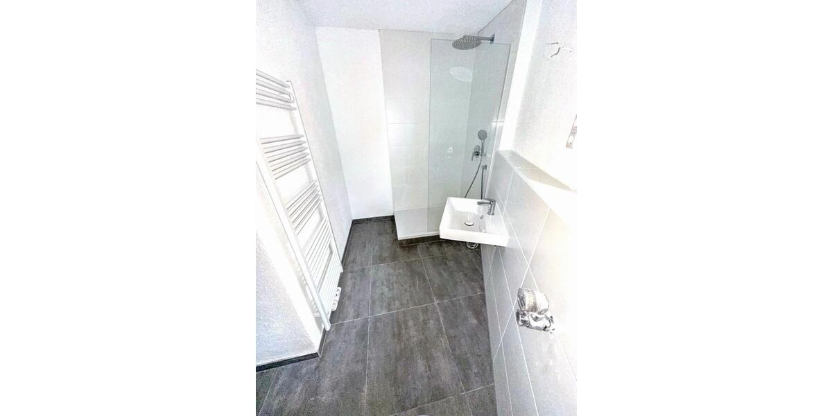 Dachgeschoßwohnung Stuttgart Stuttgart-Ost - 3 Zimmer, 60 m&sup2;, 1.000&euro; | Angebot:26531640