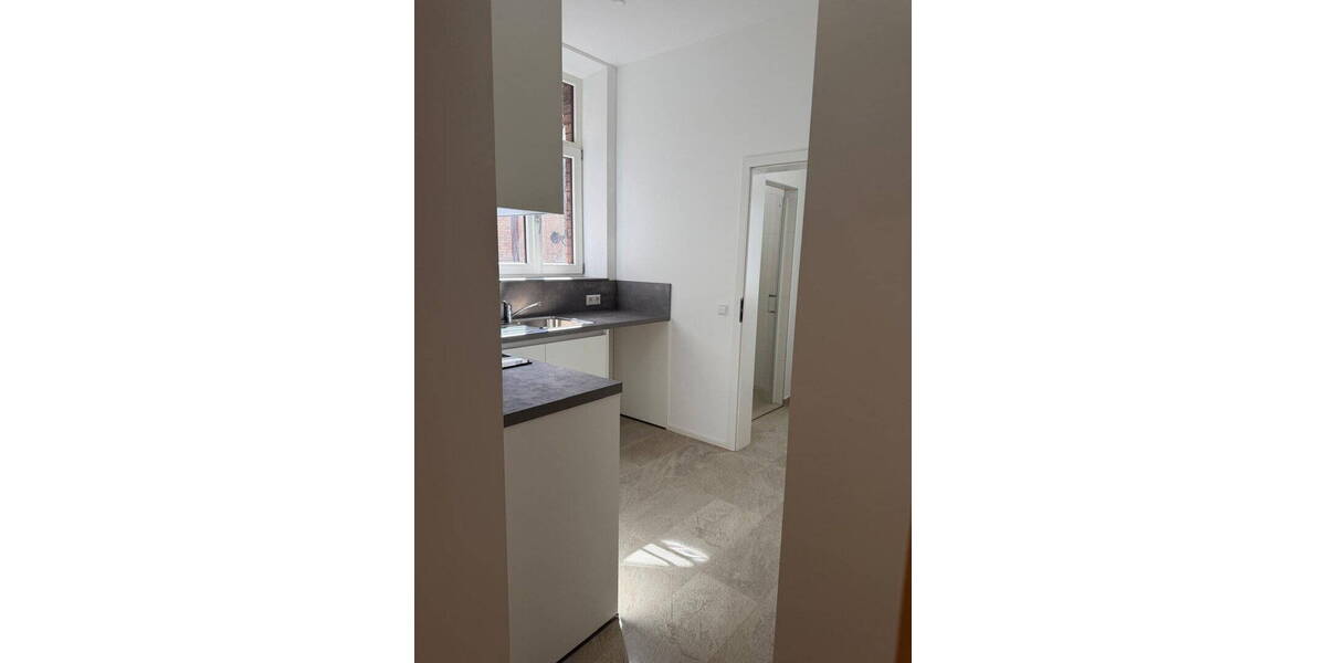 Etagenwohnung Stuttgart Süd - 2 Zimmer, 70 m&sup2;, 1.200&euro; | Angebot:26072353