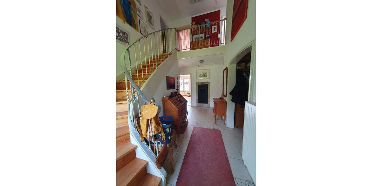 Einfamilienhaus Esslingen Oberesslingen - 7 Zimmer, 170 m&sup2;, 850.000&euro; | Angebot:25657409