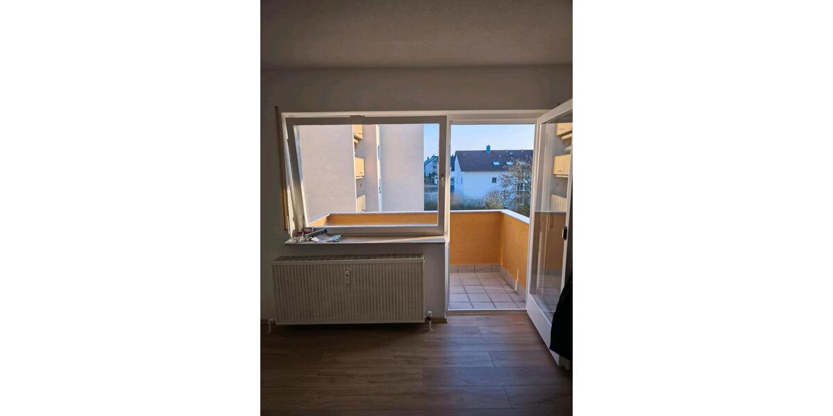 Etagenwohnung Sachsenheim - 1 Zimmer, 39 m&sup2;, 870&euro; | Angebot:25768024