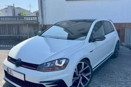 VW Golf 140.000 km 21.990 &euro; Markgröningen 71706