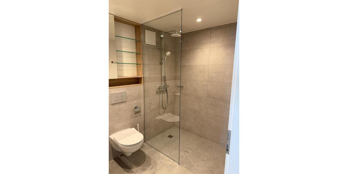 Reihenhaus Ludwigsburg Oßweil - 5.5 Zimmer, 108 m&sup2;, 1.950&euro; | Angebot:25643747