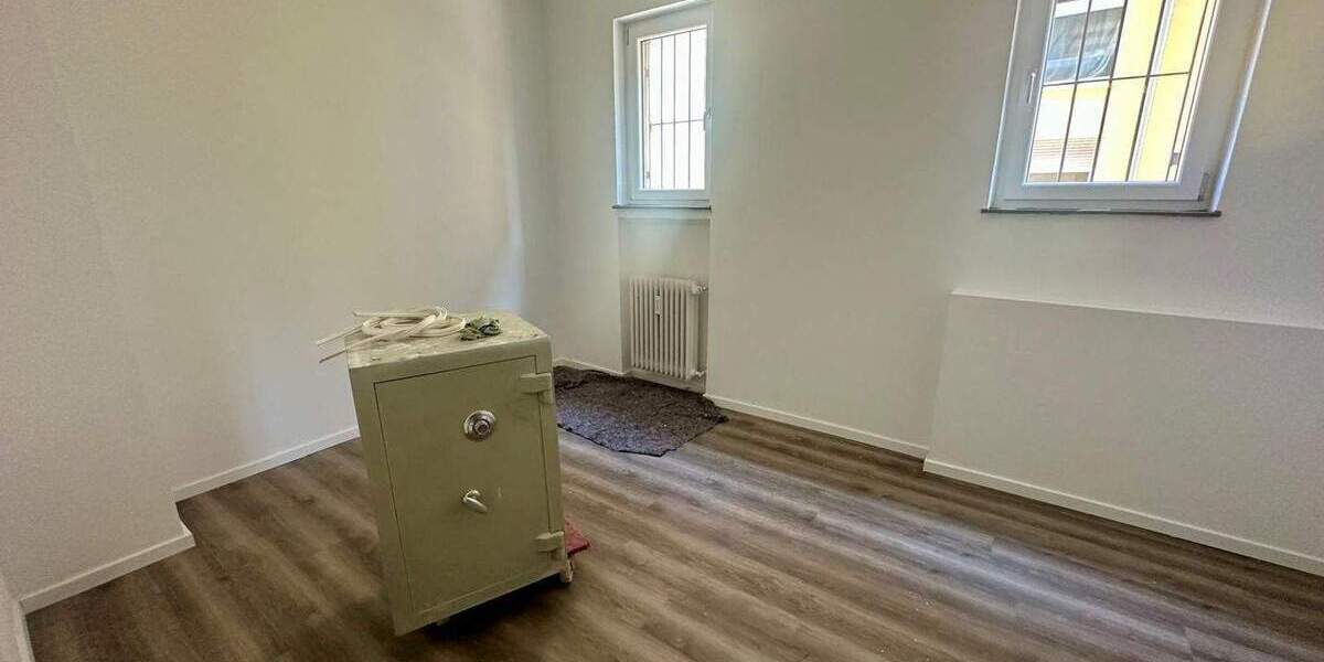 Einfamilienhaus Stuttgart Ost - 2.200&euro; | Angebot:25674464