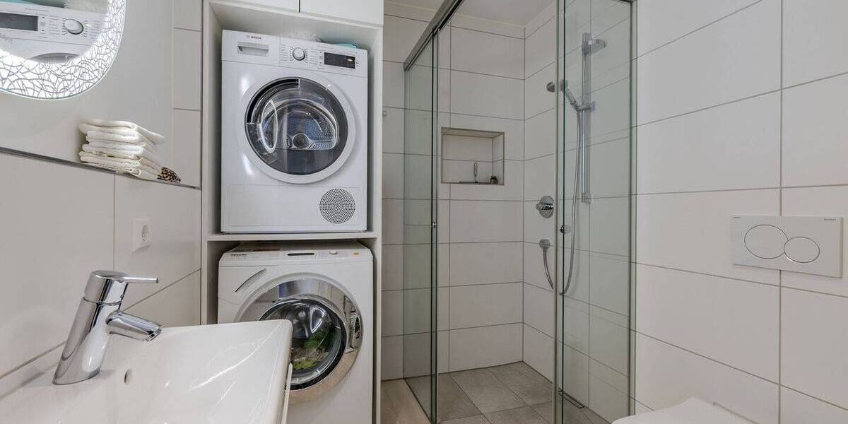 Etagenwohnung Ludwigsburg Ost - 3 Zimmer, 93 m&sup2;, 665.000&euro; | Angebot:26658945