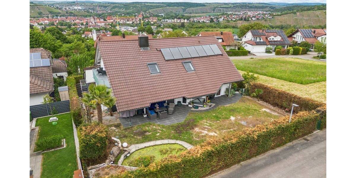 Mehrfamilienhaus, Wohnhaus Besigheim - 7 Zimmer, 254 m&sup2;, 1.050.000&euro; | Angebot:26686143
