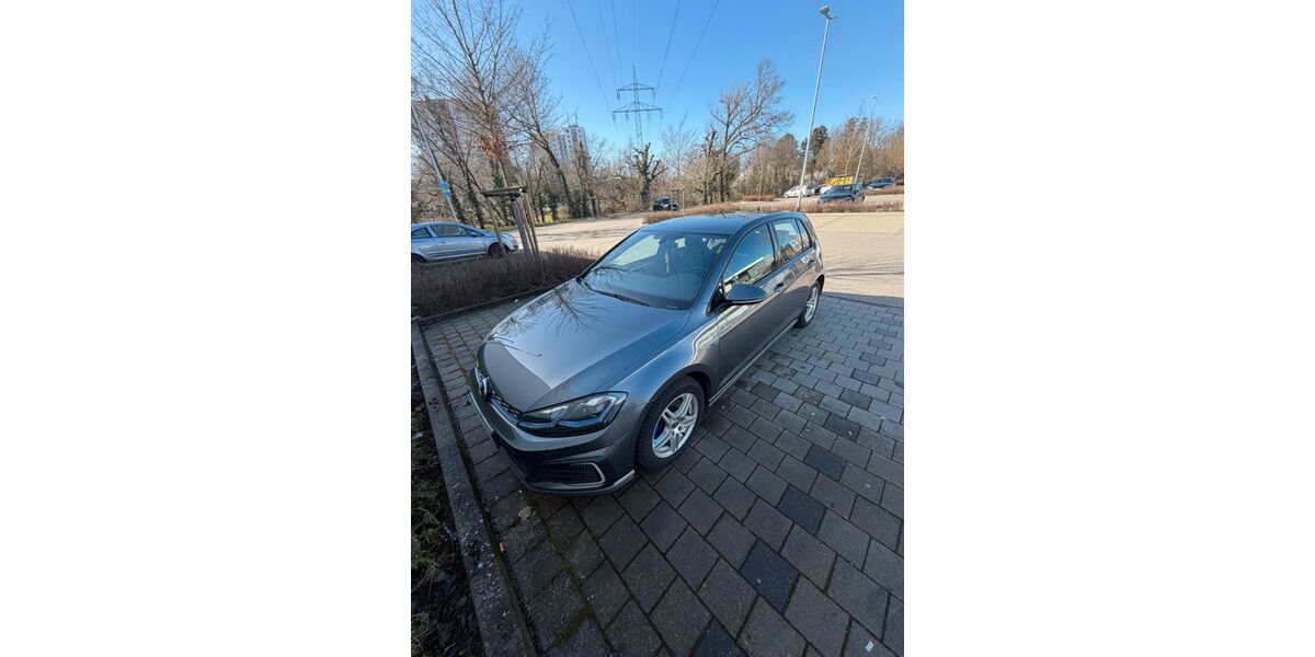 VW Golf 202.000 km 11.699 &euro; Stuttgart 70565