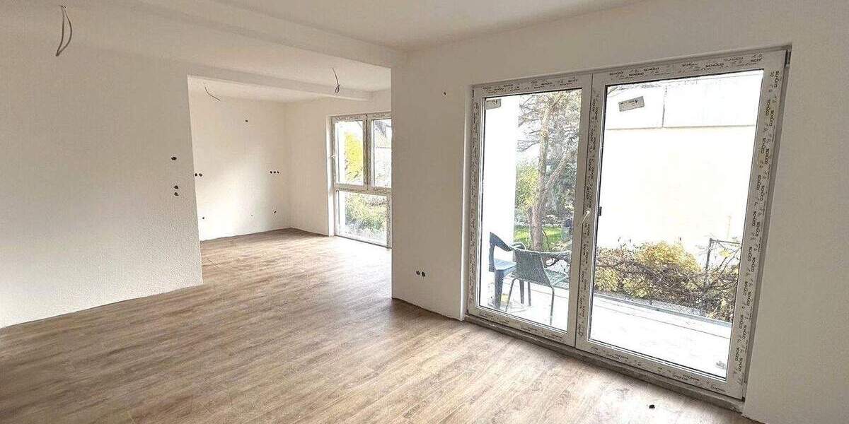 Mehrfamilienhaus, Wohnhaus Schwaikheim - 9 Zimmer, 218 m&sup2;, 749.000&euro; | Angebot:25662282