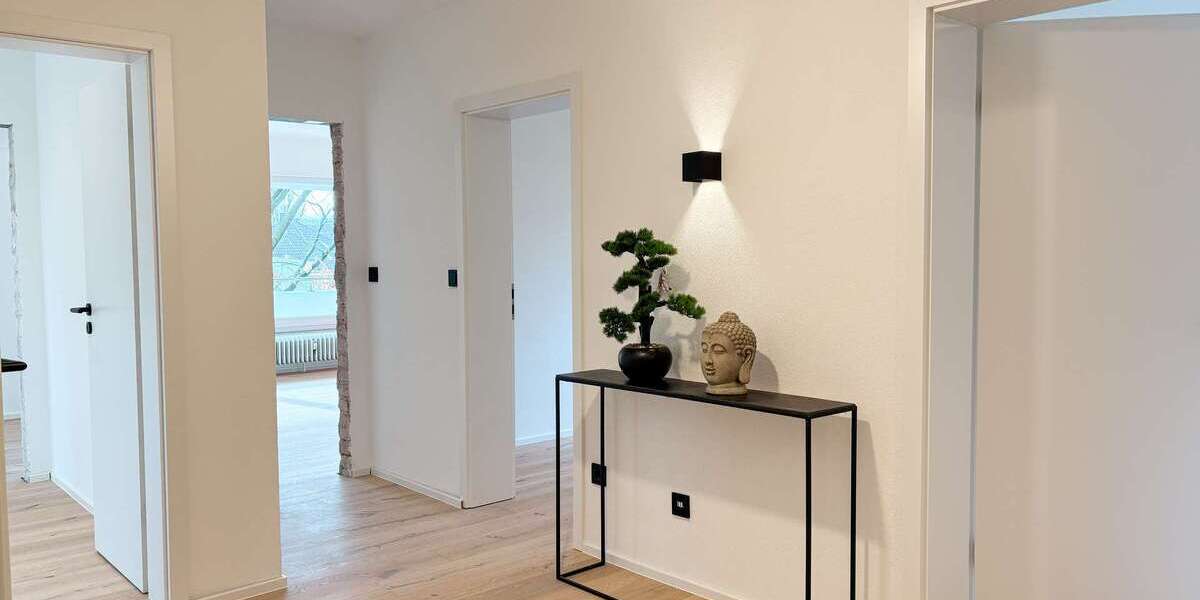 Etagenwohnung Göppingen - 3.5 Zimmer, 89 m&sup2;, 297.000&euro; | Angebot:25552264