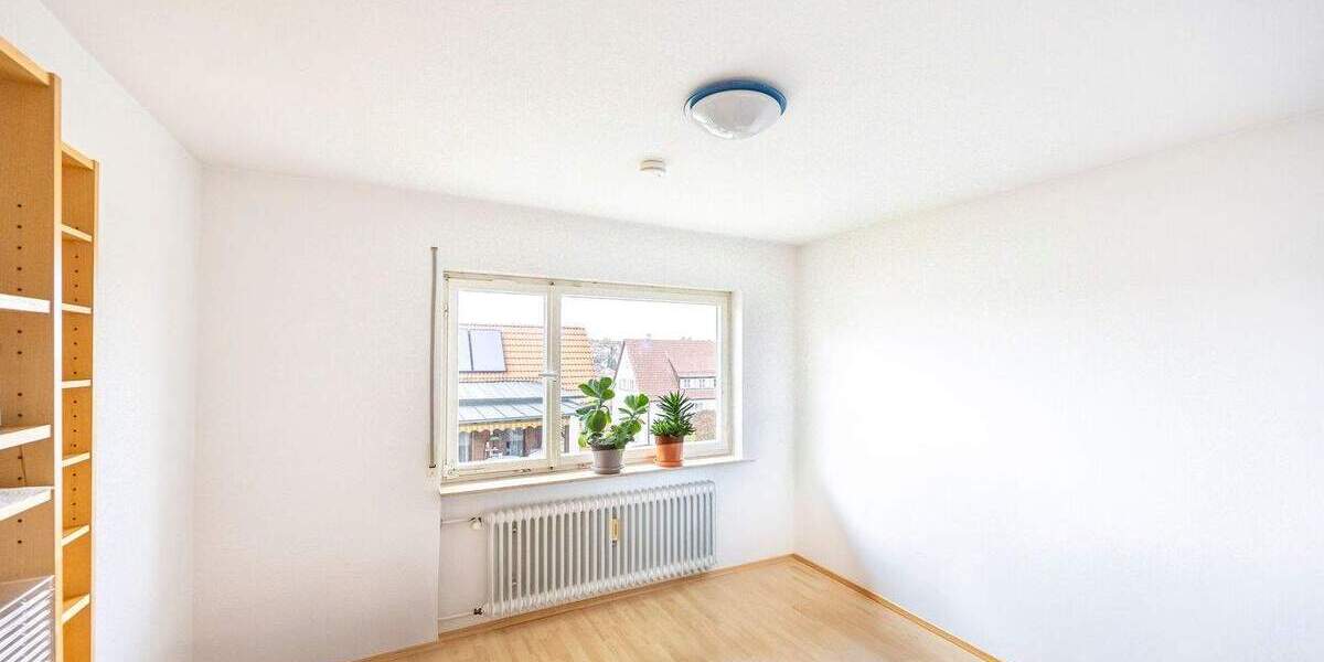 Etagenwohnung Marbach am Neckar Marbach - 3 Zimmer, 74 m&sup2;, 199.000&euro; | Angebot:25820620