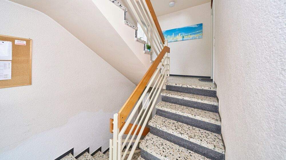 Etagenwohnung Remseck am Neckar / Hochdorf Hochdorf - 2 Zimmer, 48 m&sup2;, 165.000&euro; | Angebot:25777940