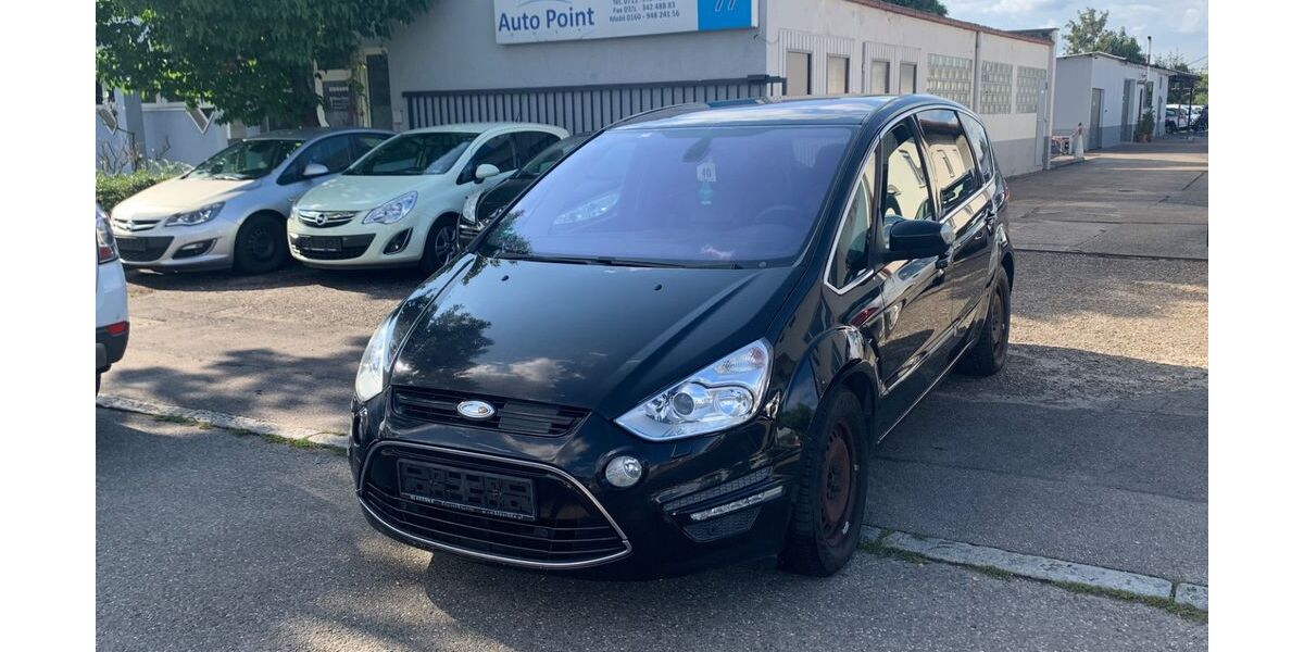 Ford S-Max 188.000 km 2.800 &euro; Fellbach-Stuttgart 70736