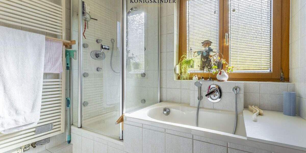 Einfamilienhaus Nürtingen - 6 Zimmer, 119 m&sup2;, 790.000&euro; | Angebot:25677656