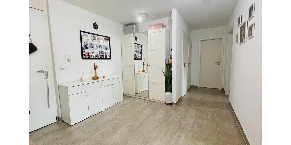 Etagenwohnung Sindelfingen Sindelfingen (Stadt) - 3 Zimmer, 83 m&sup2;, 1.700&euro; | Angebot:25853851