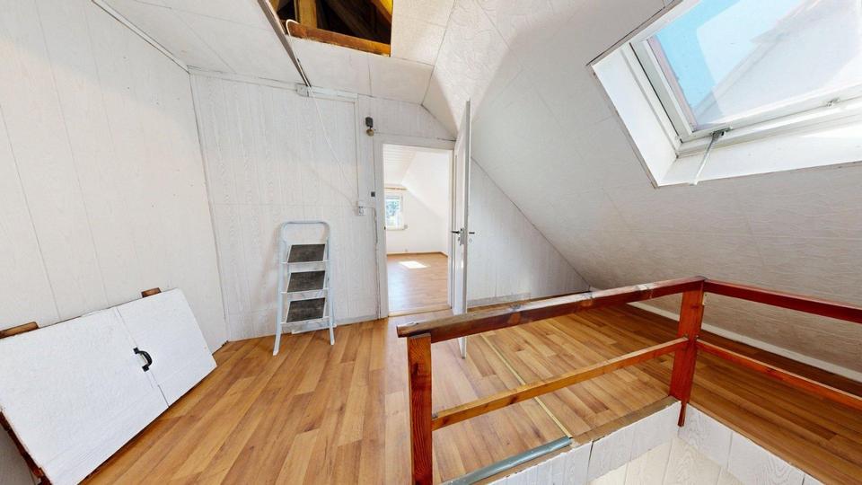 Doppelhaushälfte Stuttgart Feuerbach - 6 Zimmer, 149 m&sup2;, 499.000&euro; | Angebot:25968249