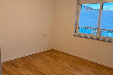 Wohnung Leonberg - 2 Zimmer, 48 m&sup2;, 1.060&euro; | Angebot:26611053