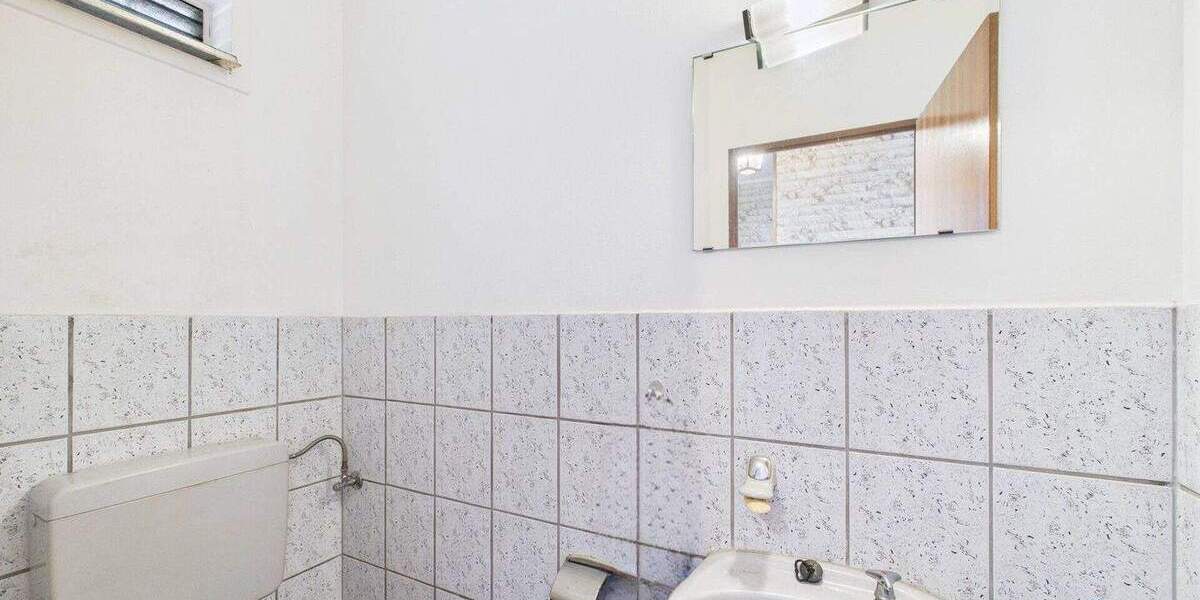 Einfamilienhaus Hattenhofen - 6 Zimmer, 176 m&sup2;, 399.000&euro; | Angebot:25737992