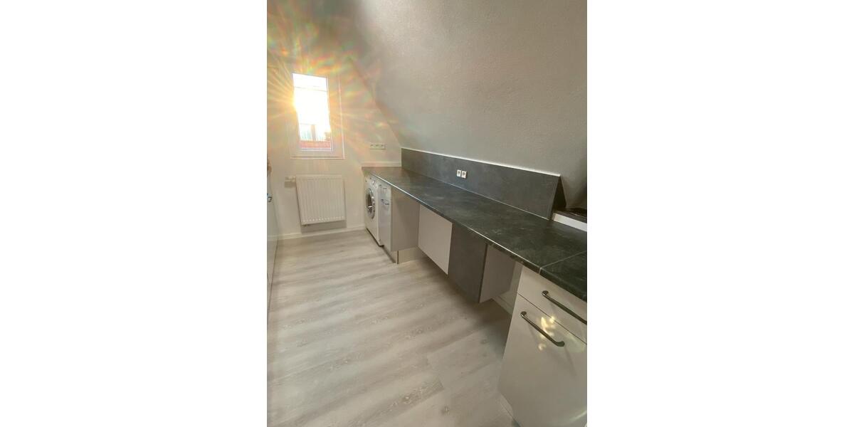 Etagenwohnung Stuttgart Feuerbach - 16 Zimmer, 16 m&sup2;, 510&euro; | Angebot:24840671