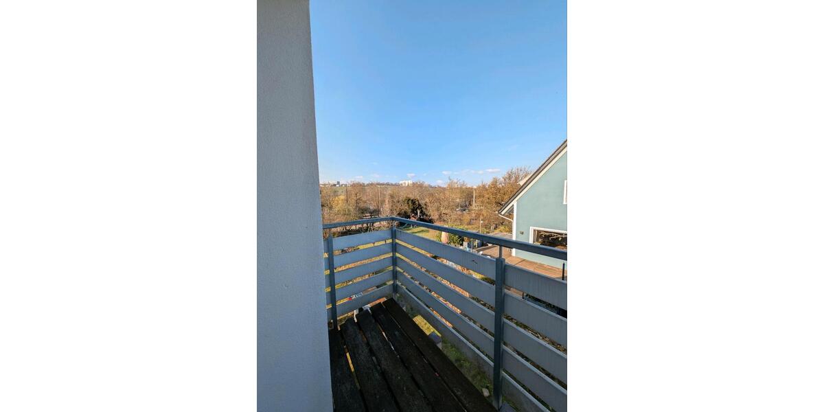 Erdgeschoßwohnung Stuttgart Mühlhausen - 1 Zimmer, 18 m&sup2;, 490&euro; | Angebot:25354022