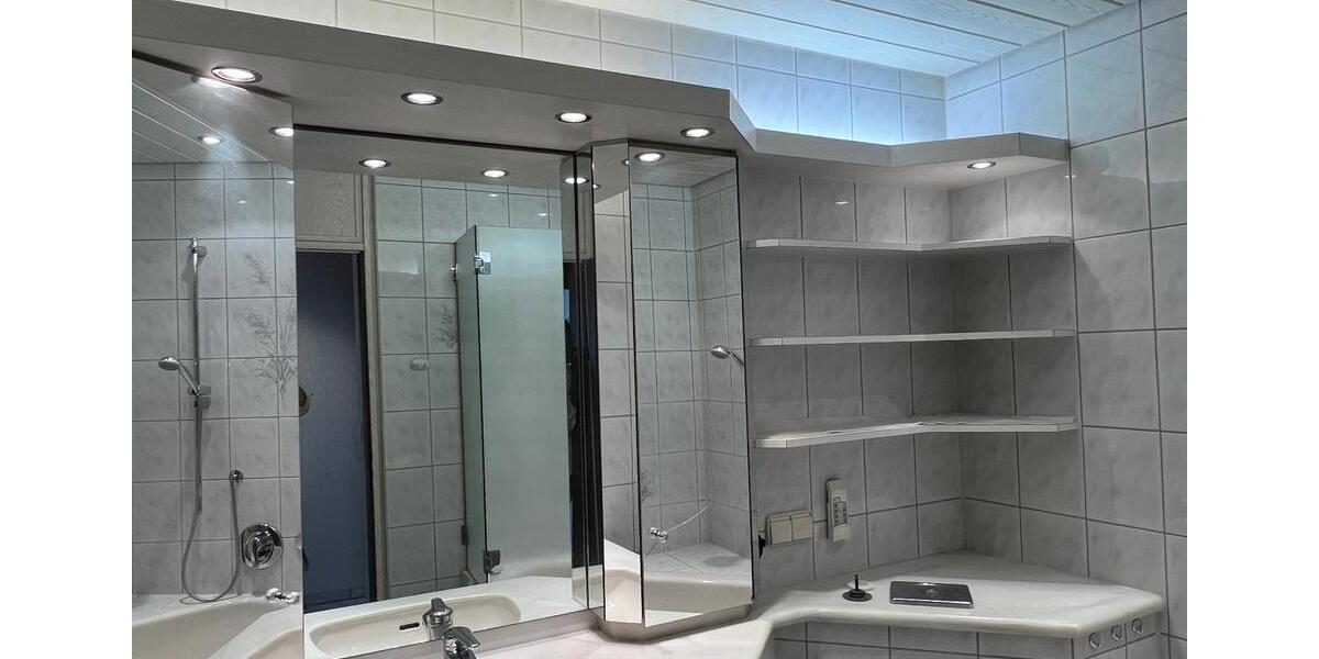 Etagenwohnung Ludwigsburg Hoheneck - 3.5 Zimmer, 97 m&sup2;, 298.000&euro; | Angebot:25831342