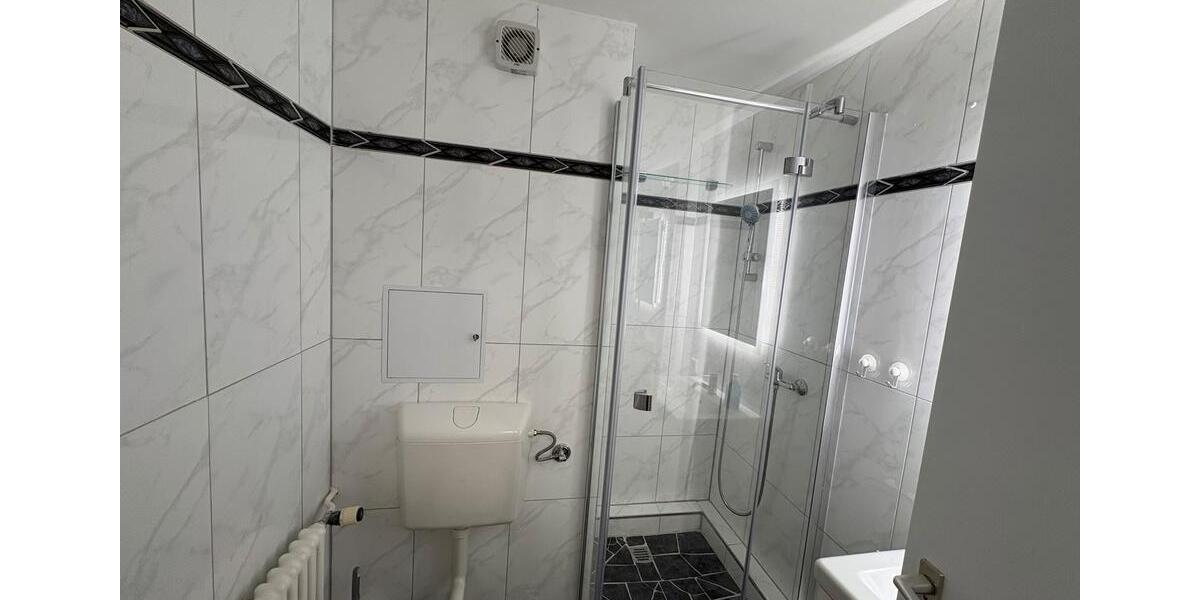 Etagenwohnung Böblingen - 1.5 Zimmer, 55 m&sup2;, 895&euro; | Angebot:25853839