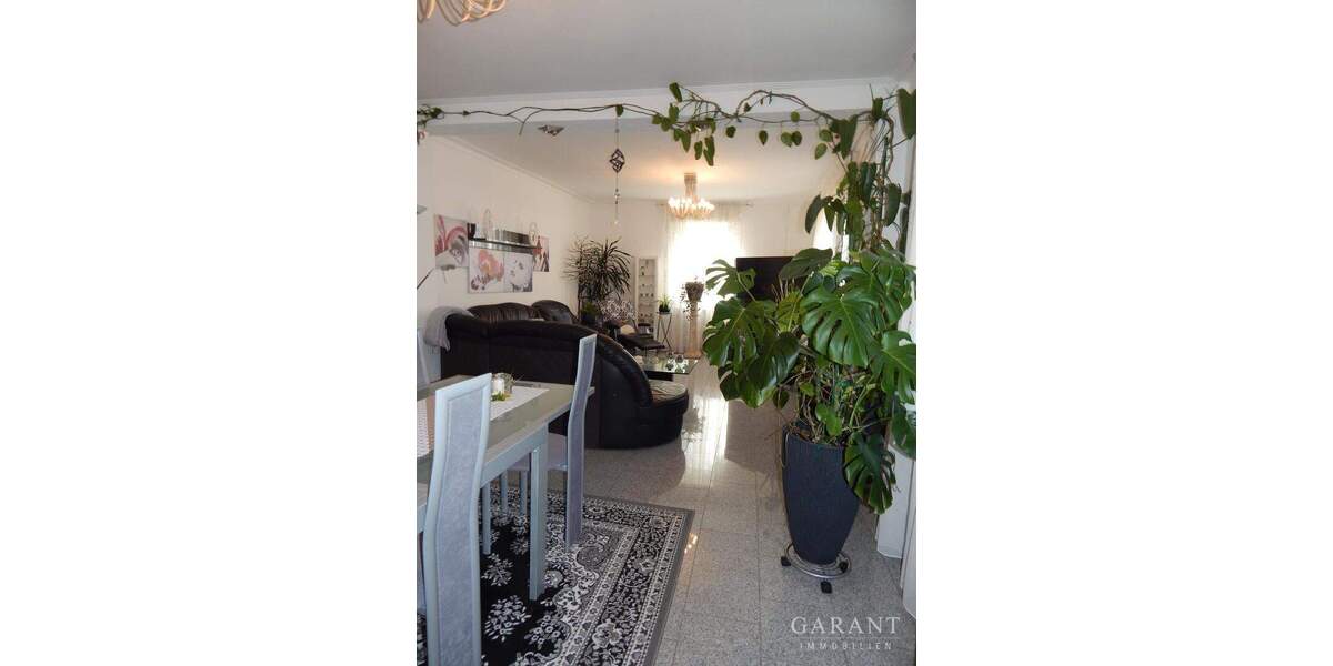 Mehrfamilienhaus, Wohnhaus Göppingen Stadtgebiet - 9 Zimmer, 133 m&sup2;, 490.000&euro; | Angebot:25851395