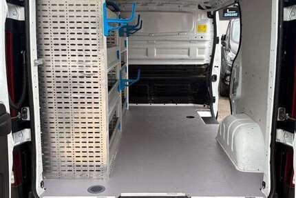 Opel Vivaro 57.702 km 16.300 &euro; Sindelfingen 71065