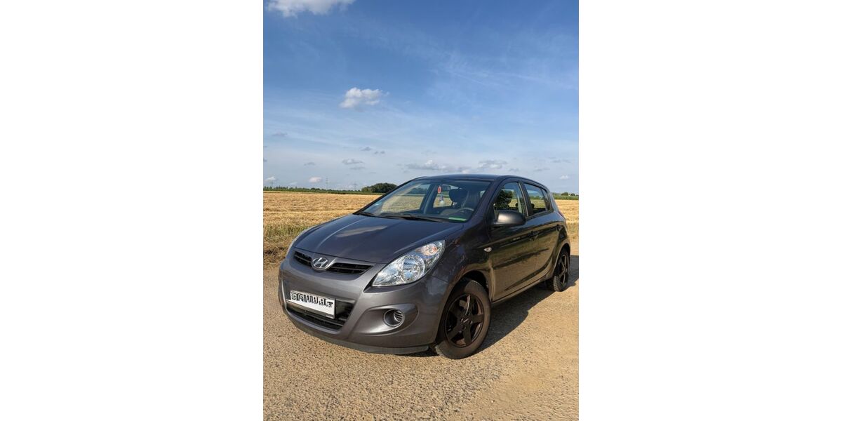 Hyundai i20 105.000 km 3.300 &euro; Fellbach 70736