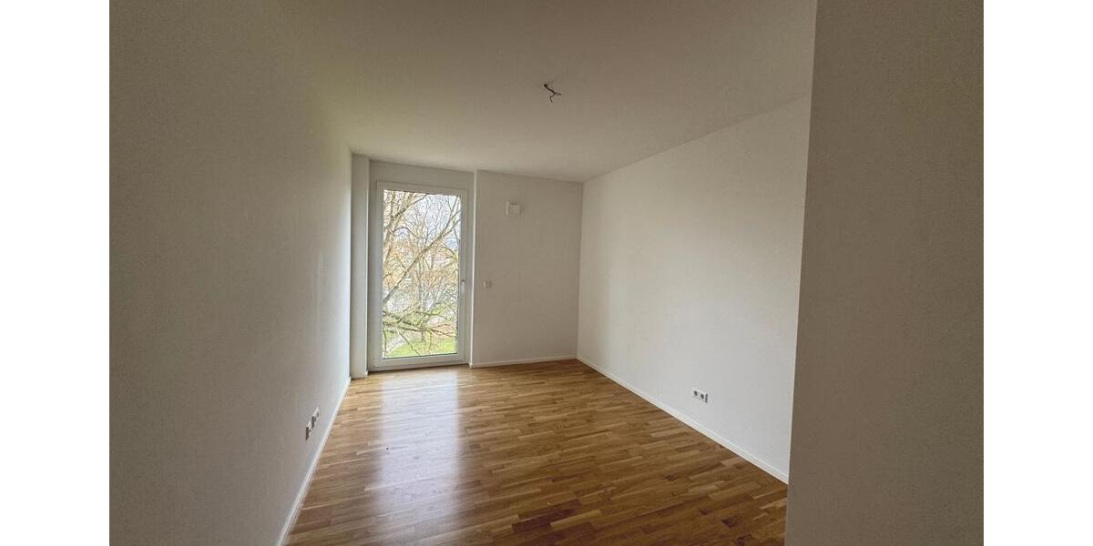 Etagenwohnung Nürtingen - 5 Zimmer, 123 m&sup2;, 1.880&euro; | Angebot:25974623