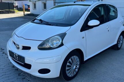 Toyota Aygo (X) 188.014 km 2.299 &euro; Uhingen 73066