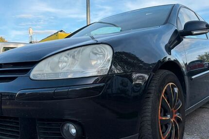 VW Golf 220.000 km 1.190 &euro; LUDWIGSBURG 71642