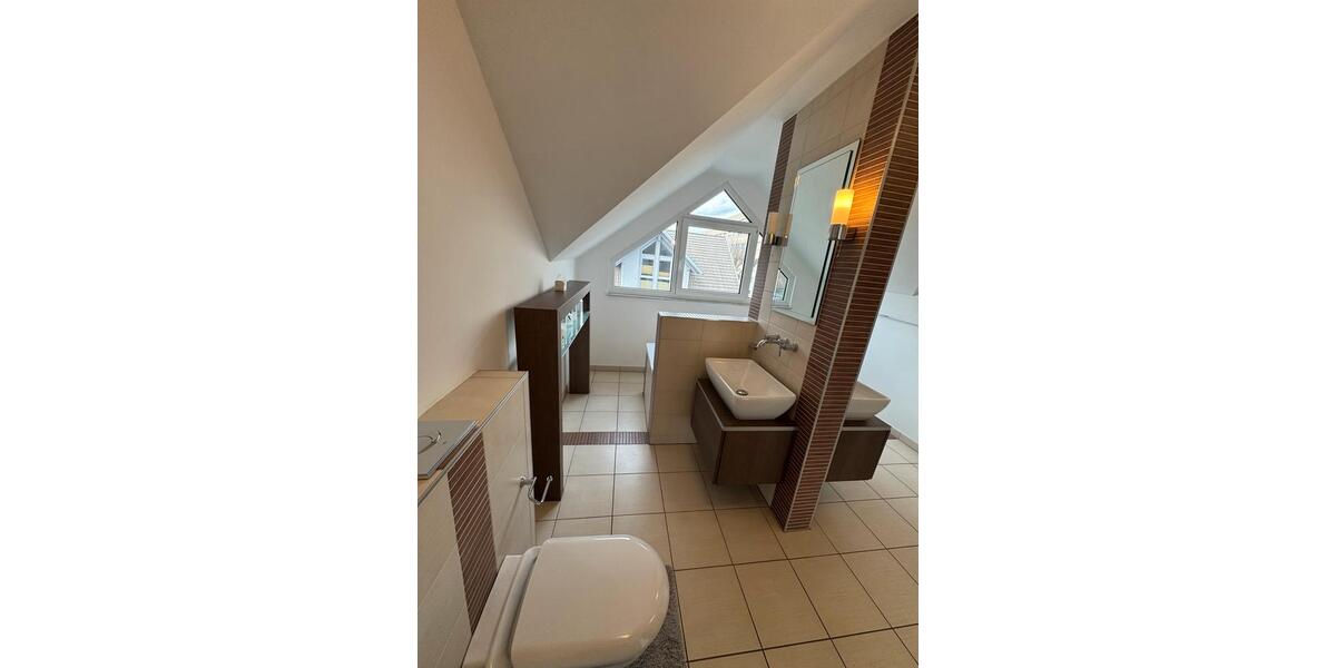 Einfamilienhaus Stuttgart Mühlhausen - 4 Zimmer, 160 m&sup2;, 390.000&euro; | Angebot:26071644