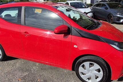 Toyota Aygo (X) 146.000 km 5.900 &euro; Ludwigsburg 71636