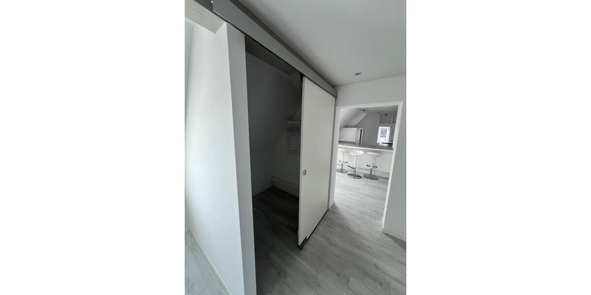 Mehrfamilienhaus, Wohnhaus Ludwigsburg Hoheneck - 20 Zimmer, 300 m&sup2;, 999.999&euro; | Angebot:25823883