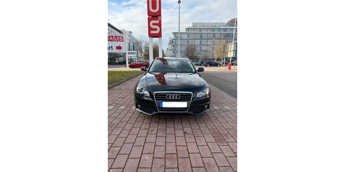 Audi A4 301.600 km 5.200 &euro; Stuttgart 70565