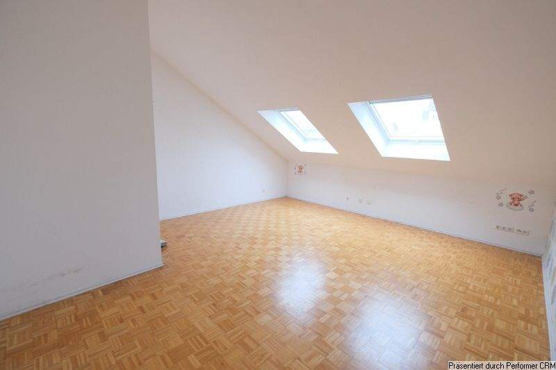 Einfamilienhaus Remseck Hochdorf - 7 Zimmer, 203 m&sup2;, 550.000&euro; | Angebot:25726691