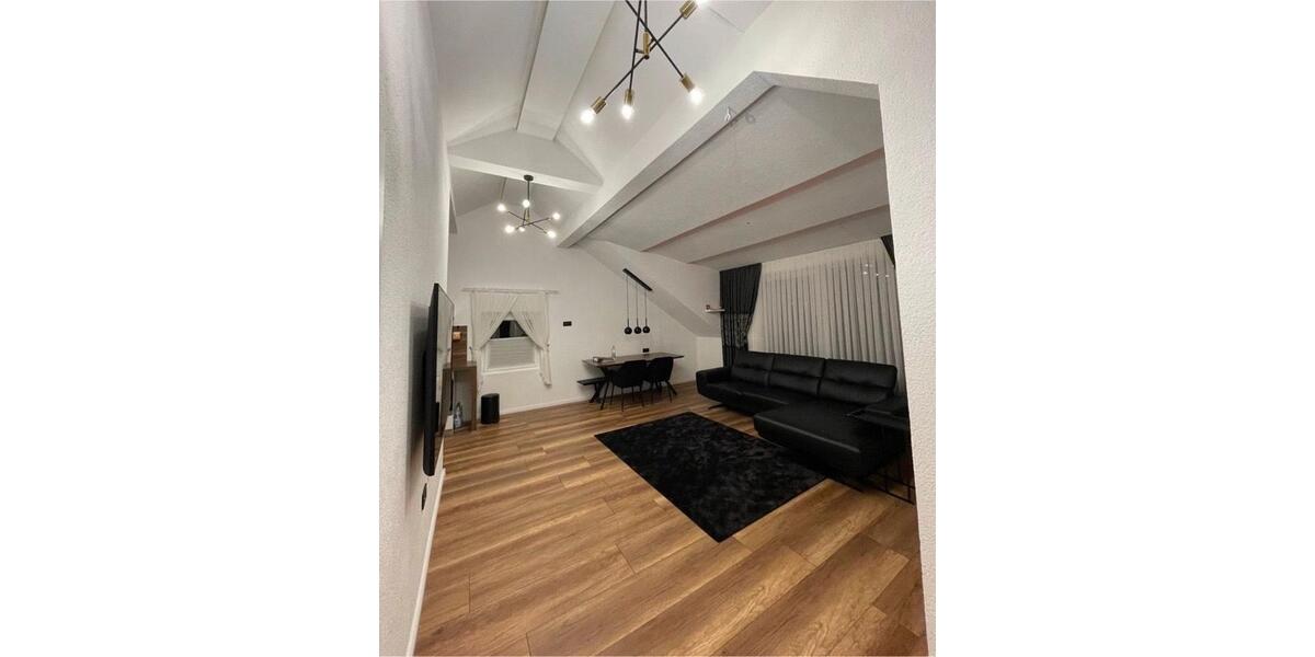 Dachgeschoßwohnung Schwaikheim - 3 Zimmer, 65 m&sup2;, 1.500&euro; | Angebot:25402484