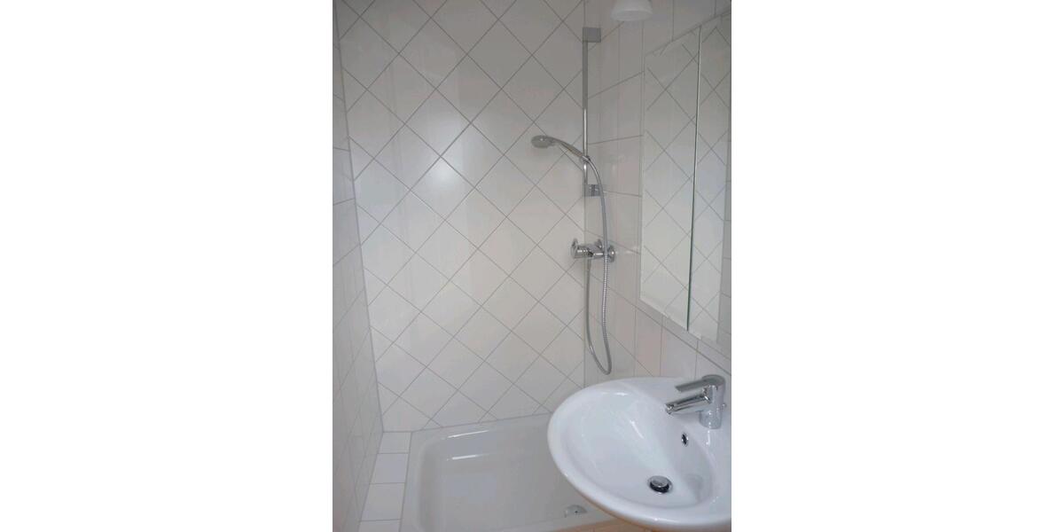 Dachgeschoßwohnung Backnang - 3 Zimmer, 68 m&sup2;, 259.000&euro; | Angebot:26032036