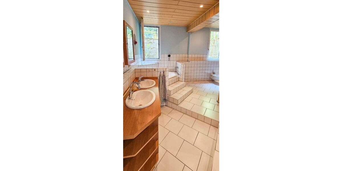 Etagenwohnung Esslingen Stadtmitte - 5 Zimmer, 153 m&sup2;, 589.000&euro; | Angebot:25753341