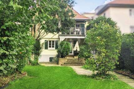 Haus Fellbach - 9.5 Zimmer, 260 m&sup2;, 1.190.000&euro; | Angebot:22818648