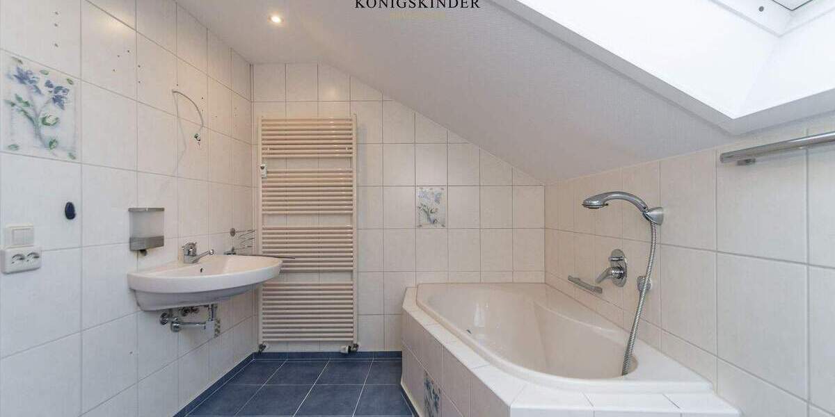 Etagenwohnung Markgröningen - 3 Zimmer, 82 m&sup2;, 338.000&euro; | Angebot:25680012